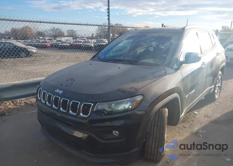 2024 Jeep Compass Latitude 4X4 из США, поврежденный, VIN 3C4NJDBN0RT111358